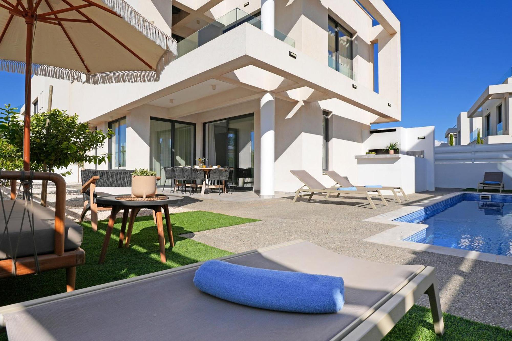 Villa Queen Valentina Protaras Ngoại thất bức ảnh